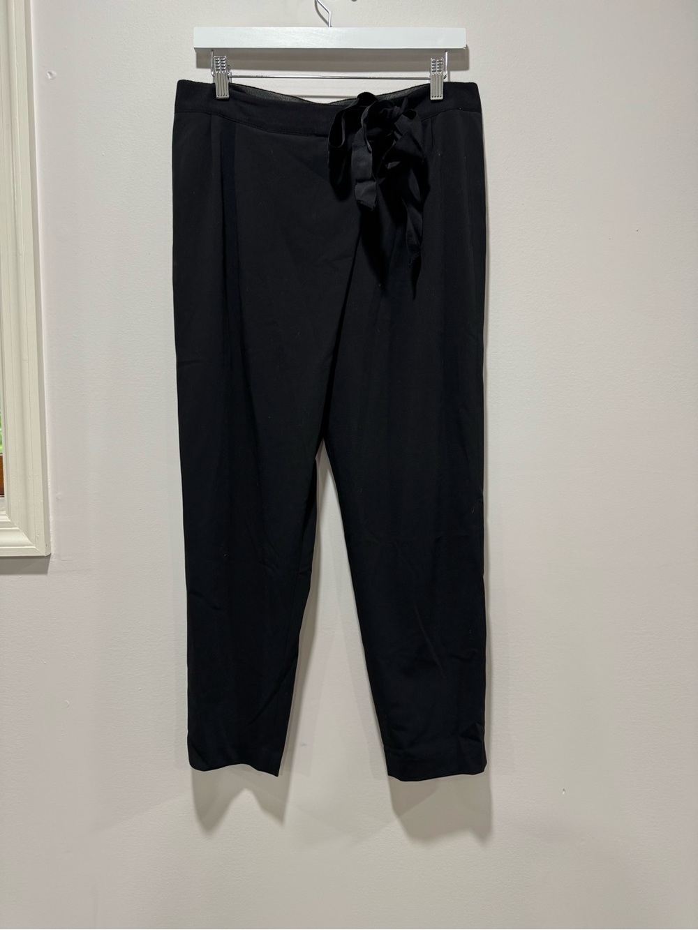 Elie Tahari Crepe Side Tie Slim Sash Pants Tapered Ankle Trousers Size 6 - Picture 1 of 4